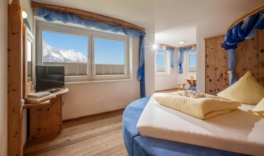 Wohlfühlzimmer Panorama Wilder Kaiser im Landhaus Strasser